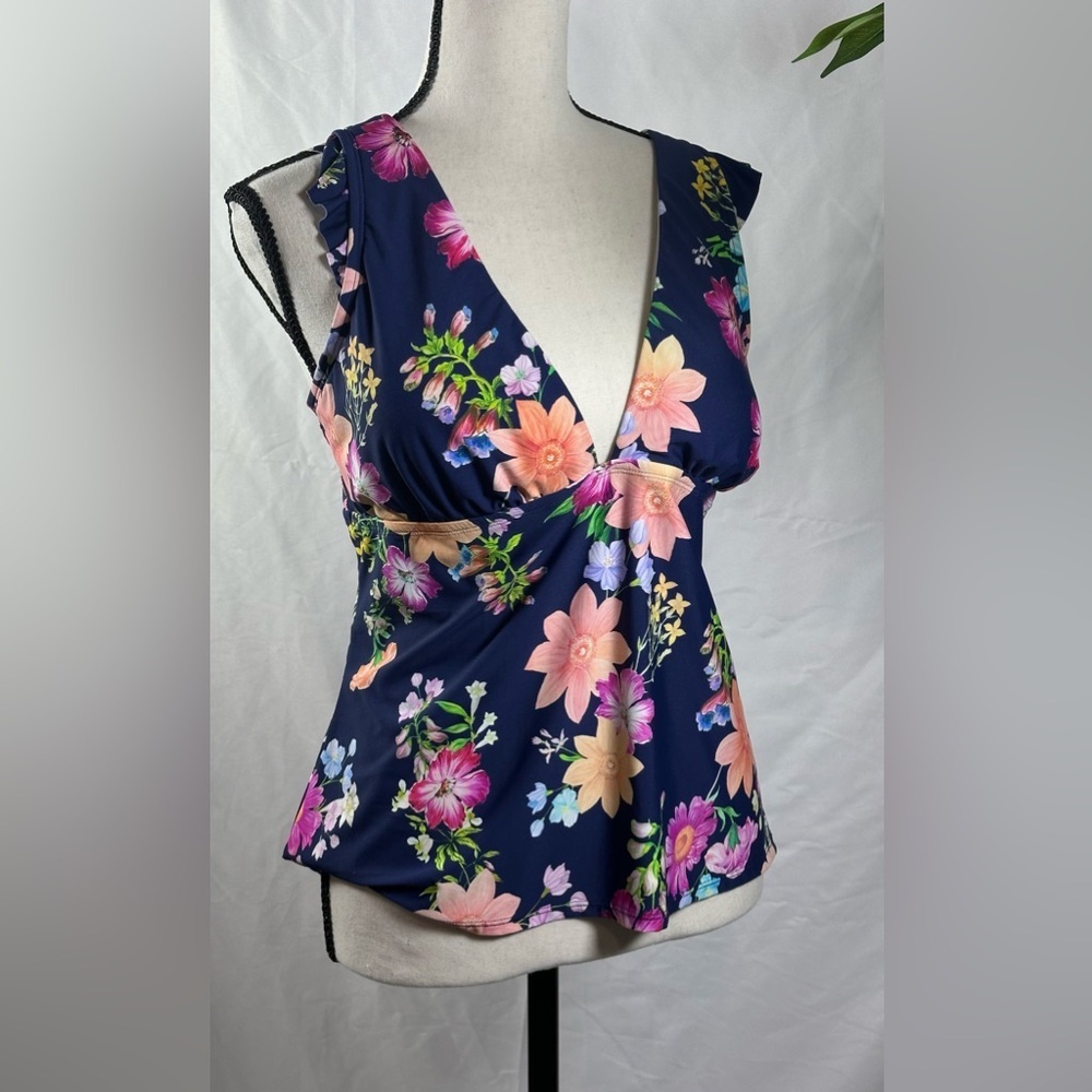 Blue Ruched Floral Blouse Swimwear 🌴☀️ - Picture 3 of 14